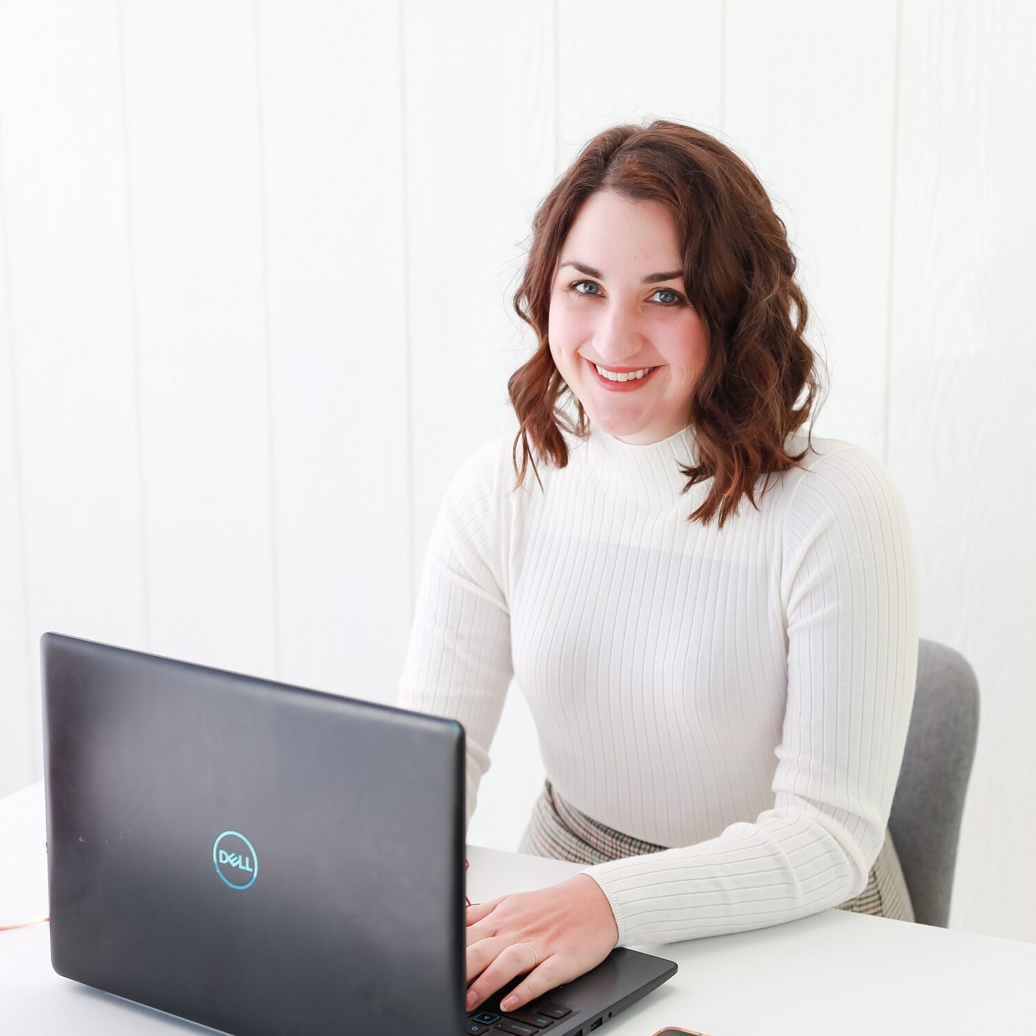 amber fischer, pcos expert and certified nutrition specialist for pcos